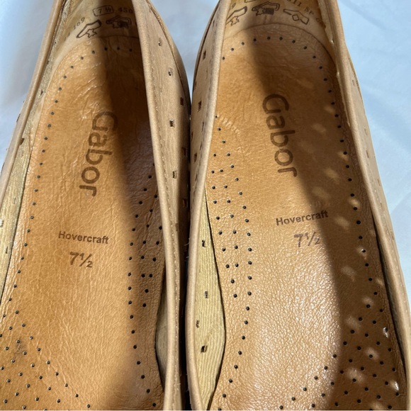 Gabor Hovercraft Ruffle Nubuck Leather Perforated Shoes Ballet Flat Size 7.5 UK - Picture 2 of 14